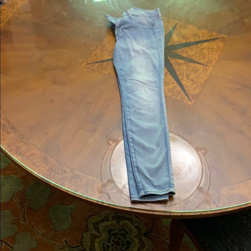 Abercrombie & Fitch light skinny jean